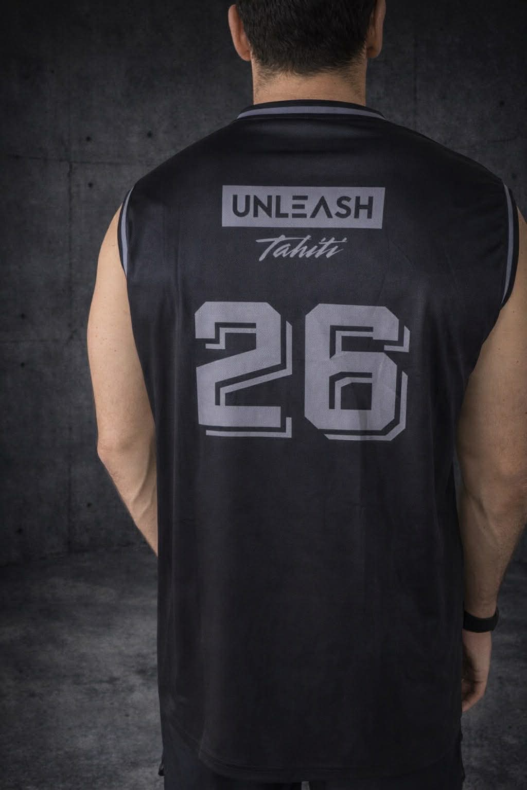 Jersey 26 V-Neck Black