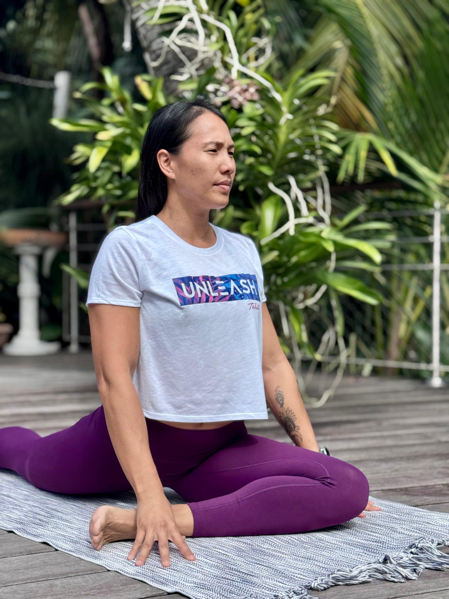 Crop top Unleash Tahiti