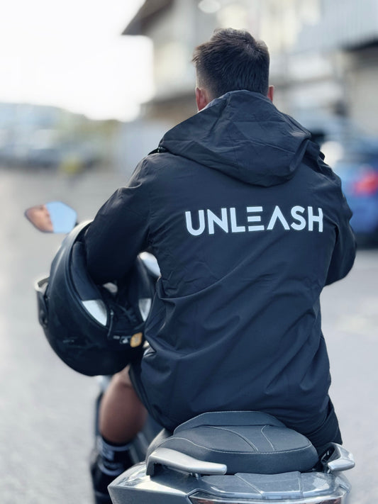 Jacket Water Resistant
 Unleash Black